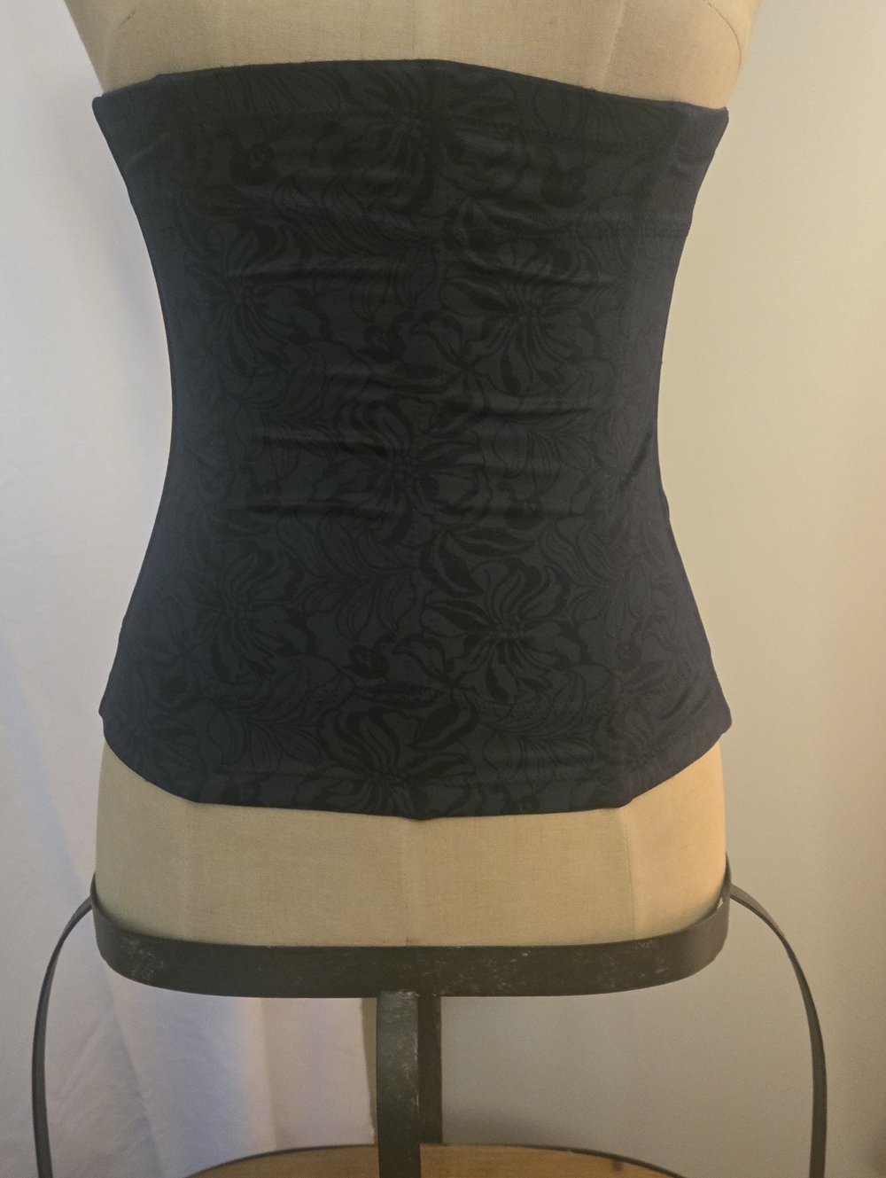 Maidenform Black Floral Jacquard Corset Or Shapeware Size Medium